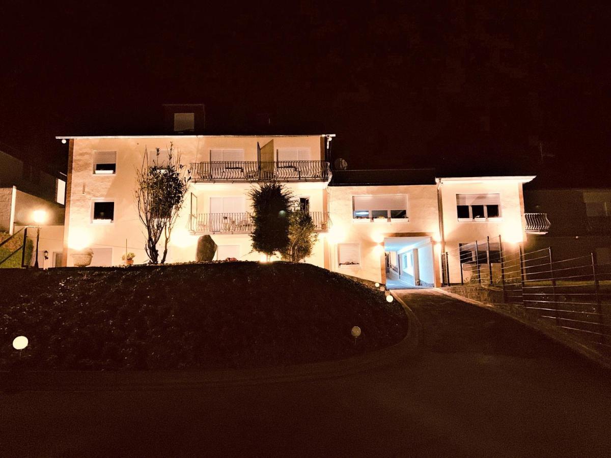 Landhaus Kuerrenberg Mayen Exterior foto